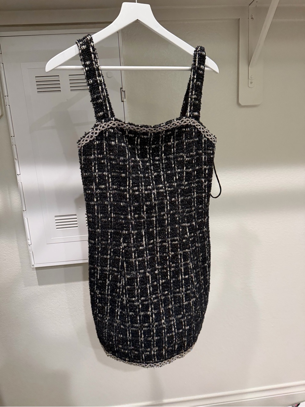 Alice + Olivia Black Liran Crystal Embellished Metallic Tweed Mini Dress size 8